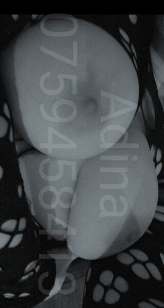 Bruneta forme apetisante